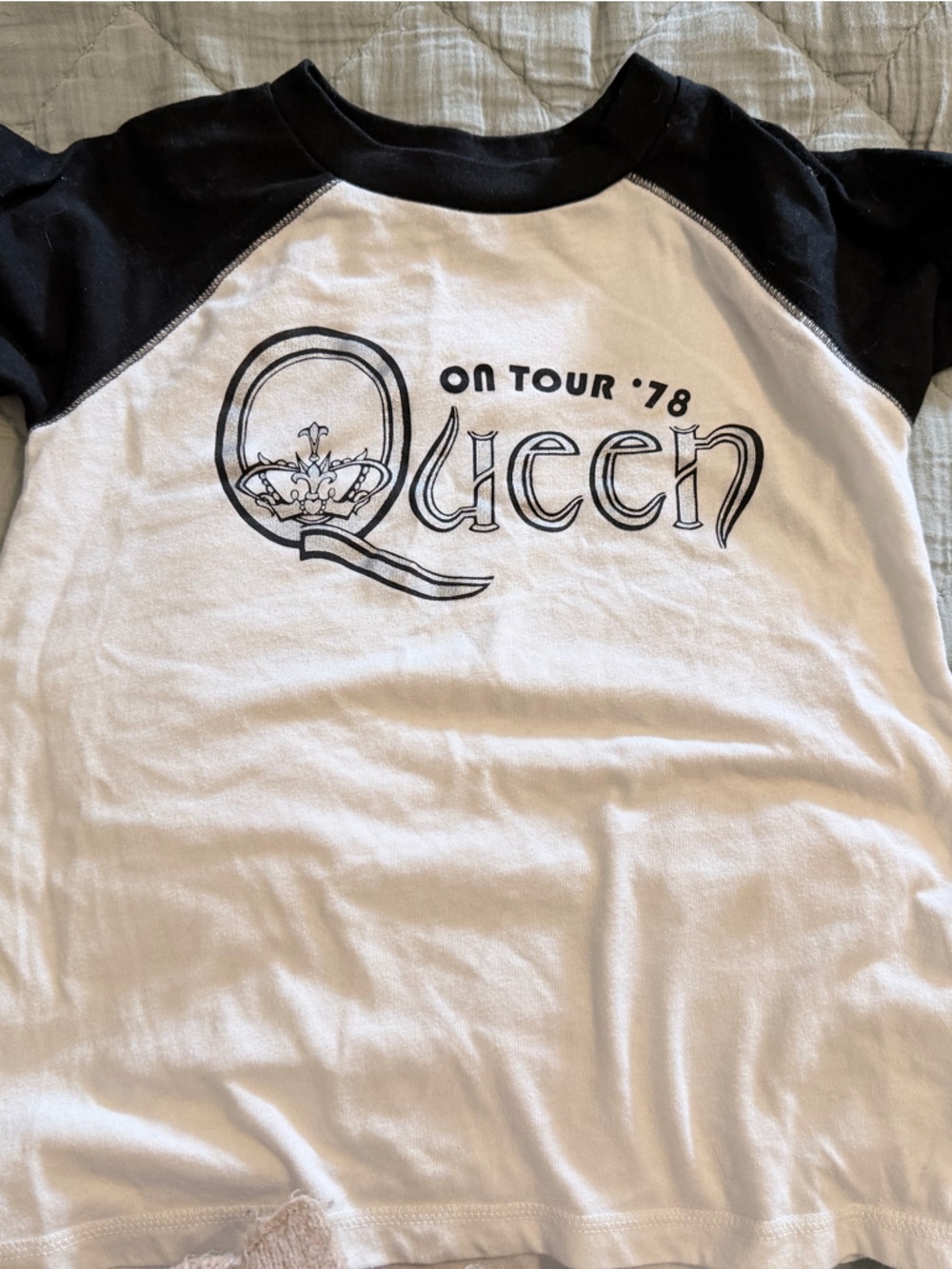 Queen 'On Tour '78' Black & White Raglan Tee - Kids